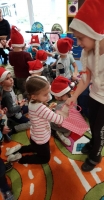 Zdjęcie: Mikołajkowe czytanie bajek