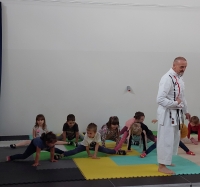 Zdjęcie: Zajęcia pokazowe karate dla 5-6 latków